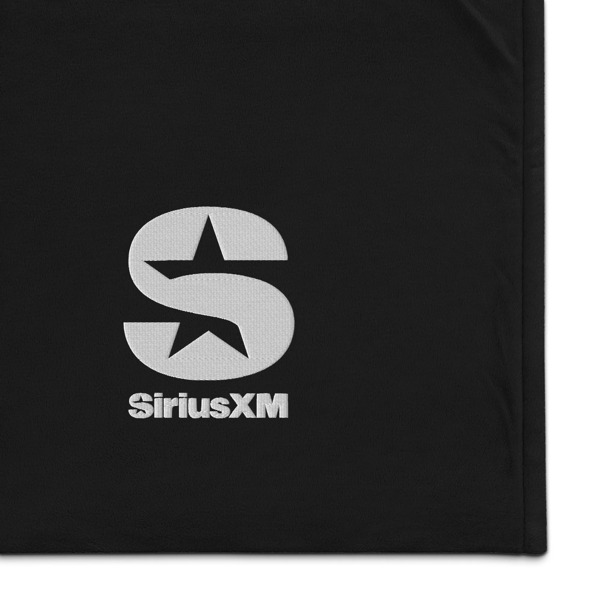 SiriusXM: Next Gen Premium Sherpa Blanket - Image 5